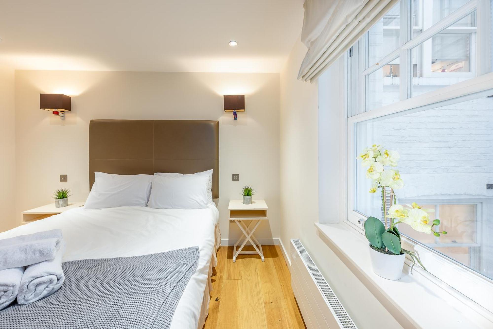 Park Home Near Portobello Road - Raised Ground Floor - Wifi - Washing Machine London Exterior photo