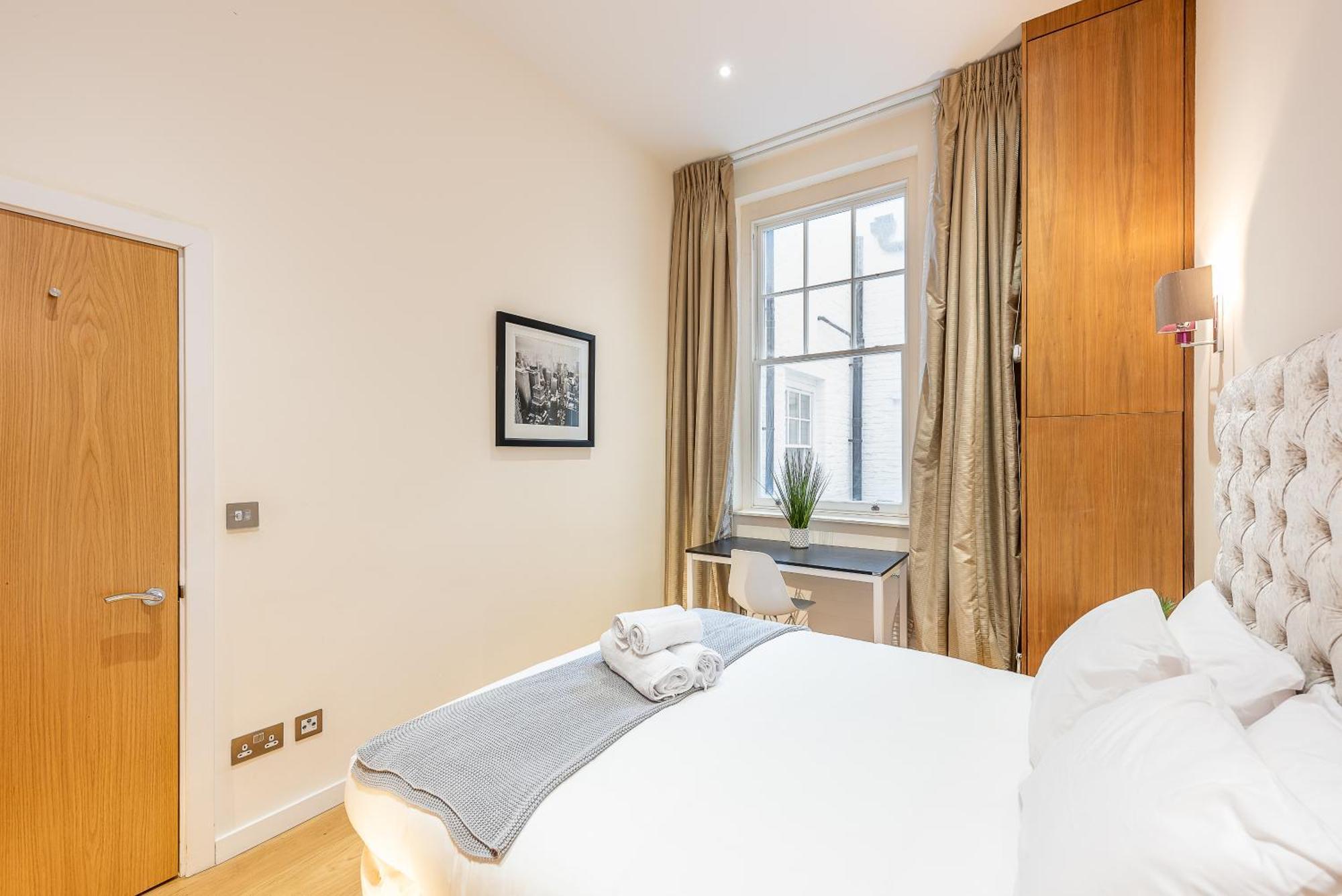 Park Home Near Portobello Road - Raised Ground Floor - Wifi - Washing Machine London Exterior photo